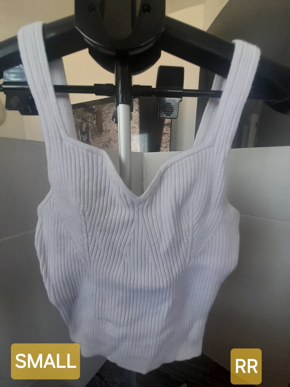 Light pink abercrombie & fitch cotton solid tank top size small